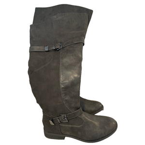 NWOT Grey Adelaide wide calf boots size 8.5